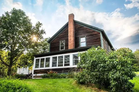 631 N Cream Hill Rd, Shoreham, VT 05770