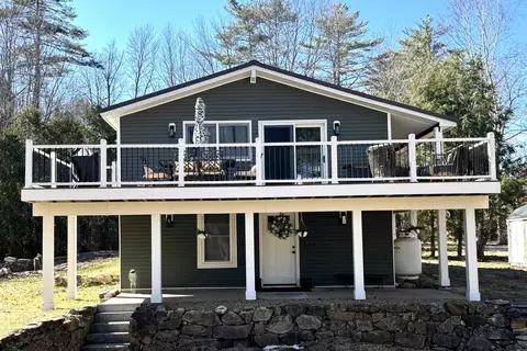 10 Circle Dr, Barnstead, NH 03225