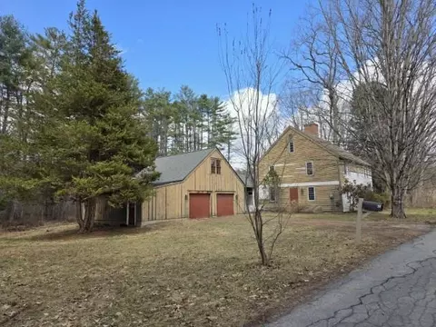 34 Upper Meadows Rd, Rockingham, VT 05101