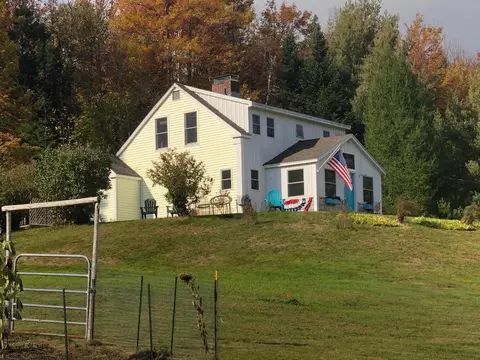 137 Stratton Arlington Rd, Wardsboro, VT 05360