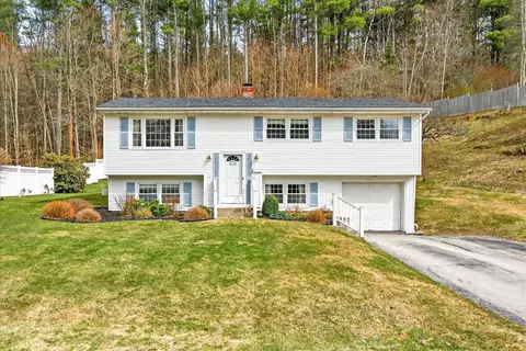 47 Chatterton Park, Proctor, VT 05765