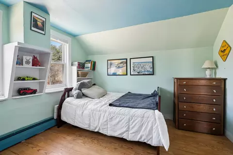 Bedroom - 88 Spring Rd, Tunbridge, VT 05077 photo 2 of 4