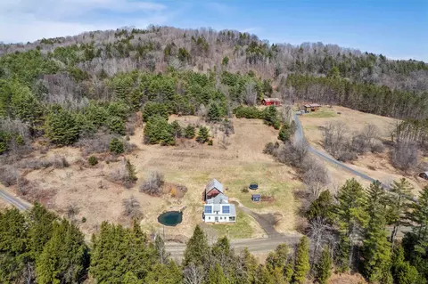 View/Area - 88 Spring Rd, Tunbridge, VT 05077 photo 1 of 2