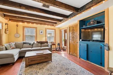 Living - 88 Spring Rd, Tunbridge, VT 05077 photo 1 of 3