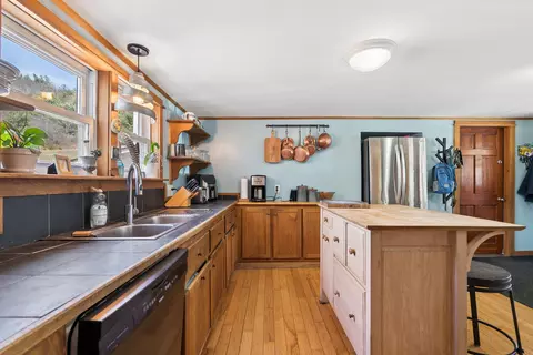 Kitchen - 88 Spring Rd, Tunbridge, VT 05077 photo 3 of 3