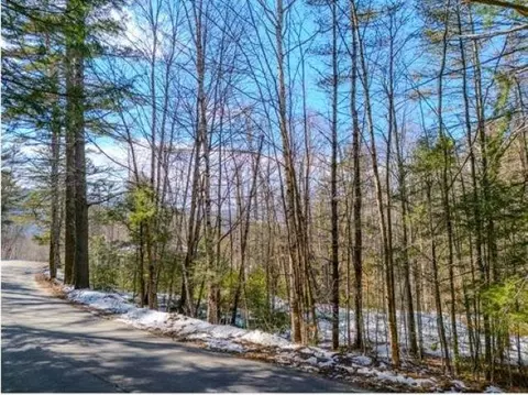 25 Mount Woodlands Rd, Thornton, NH 03285