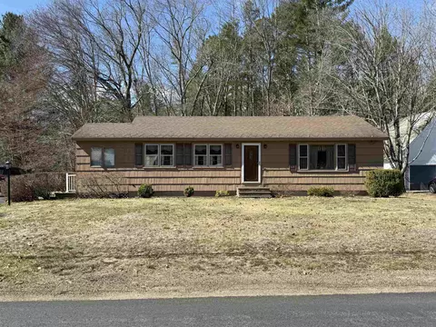 114 General Sullivan Way, Rollinsford, NH 03869