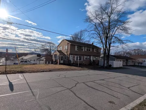 107 S Wilson St, Manchester, NH 03103