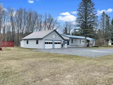 68 Frontage Rd, Highgate, VT 05459