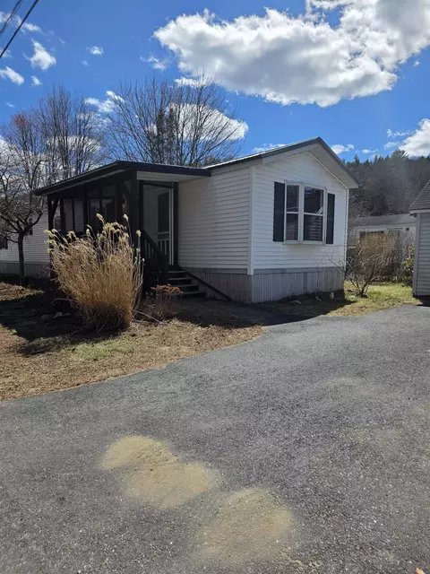 4 Eddy Dr, Boscawen, NH 03303