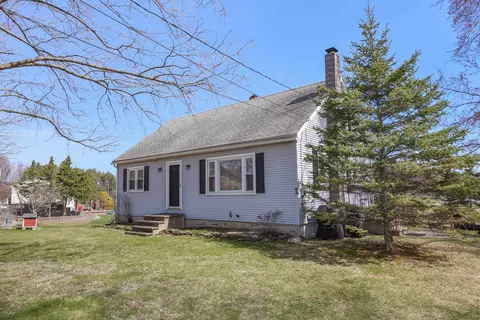 9 Avery Rd, Londonderry, NH 03053