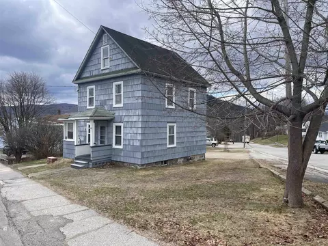 60 Cedar St, Berlin, NH 03570
