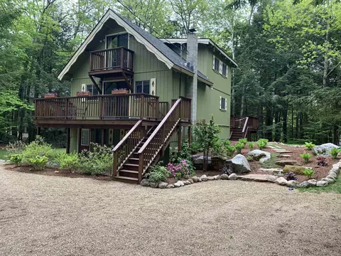 66 St Gallen St, Moultonborough, NH 03254