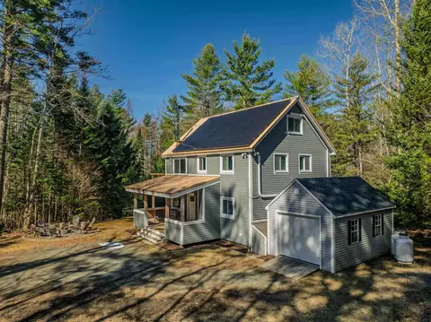 157 Slalom Ln, Franconia, NH 03580