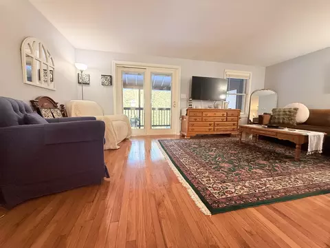 32 Kimball Pl, Claremont, NH 03743