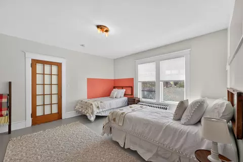 Bedroom - 92 Pinewood Ave, Bethlehem, NH 03574 photo 3 of 14