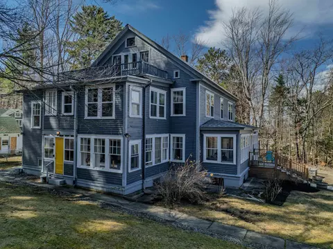Exterior - 92 Pinewood Ave, Bethlehem, NH 03574 photo 7 of 7