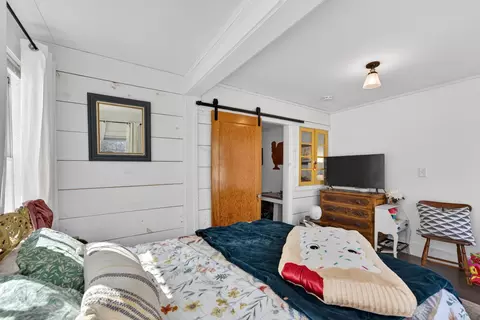 Bedroom - 92 Pinewood Ave, Bethlehem, NH 03574 photo 14 of 14