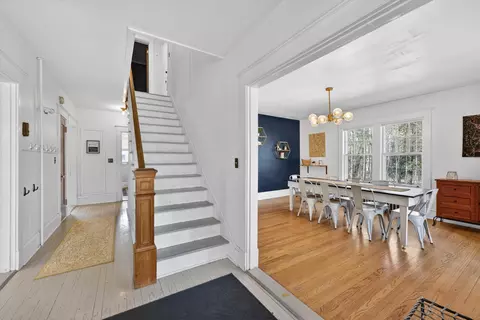 Entry Way - 92 Pinewood Ave, Bethlehem, NH 03574 photo 1 of 5