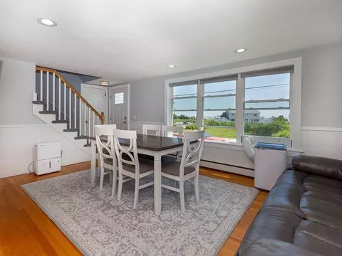 Dining - 789 Ocean Blvd, Rye, NH 03870 photo 2 of 2
