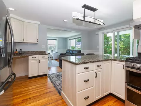 Kitchen - 789 Ocean Blvd, Rye, NH 03870 photo 3 of 5