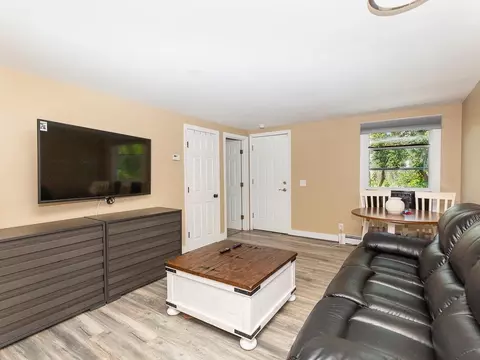 Living - 789 Ocean Blvd, Rye, NH 03870 photo 4 of 4
