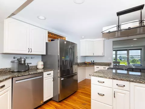 Kitchen - 789 Ocean Blvd, Rye, NH 03870 photo 4 of 5