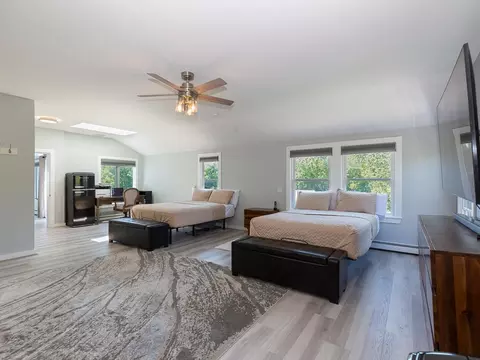 Bedroom - 789 Ocean Blvd, Rye, NH 03870 photo 1 of 10