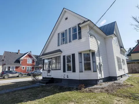 22 French St, Barre, VT 05641