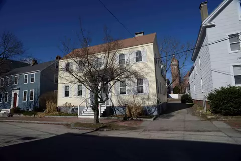 145 Cabot St #1, Portsmouth, NH 03801