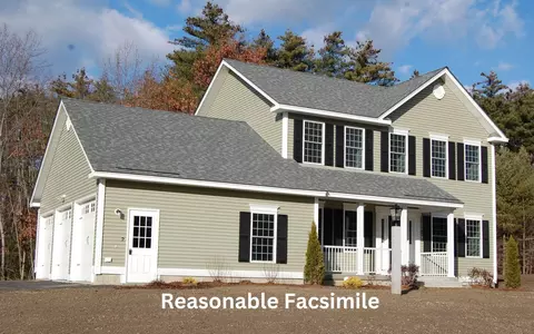 98 Lantern Dr, Sandown, NH 03873