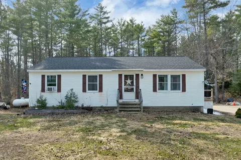 74 Whitelaw Dr, Conway, NH 03813