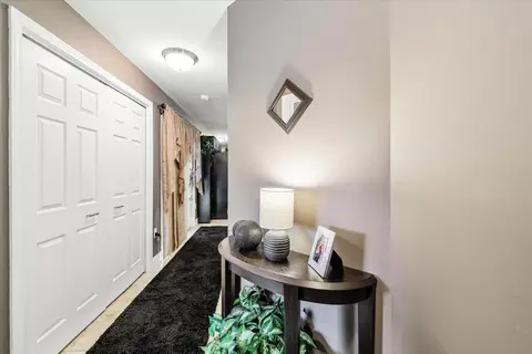 Entry Way - 18 Crawford Ln, Hooksett, NH 03106 photo 6 of 6