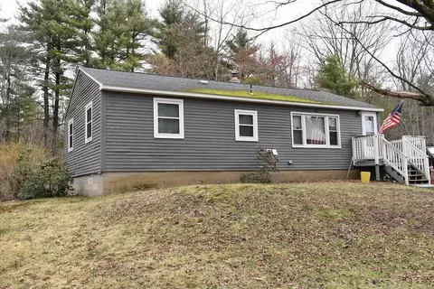 133 Mount Delight Rd, Deerfield, NH 03037