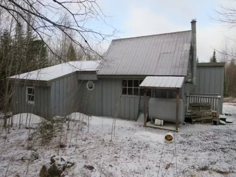 Exterior - 990 Oregon Rd, Lunenburg, VT 05906 photo 1 of 2