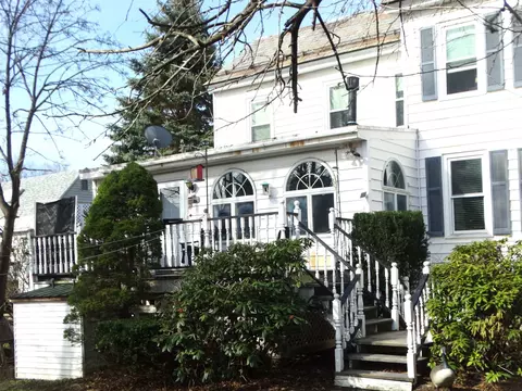 65 Dunbar St, Keene, NH 03431
