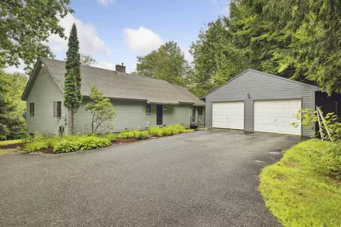 263 Old Post Rd, Newbury, NH 03255