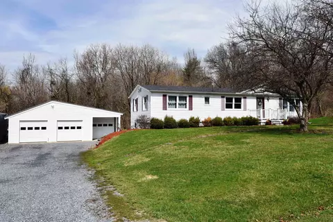 9 Maple Mnr, Vergennes, VT 05491
