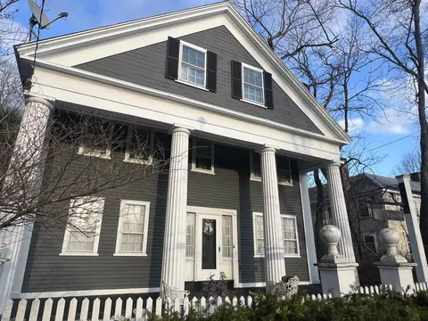 9 Templeton Tpke, Fitzwilliam, NH 03447