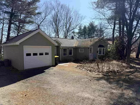 21 Arlington St, Laconia, NH 03246