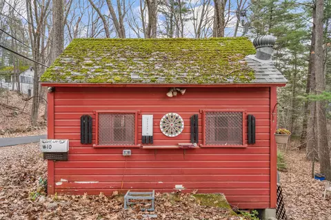 Exterior - 10 First St, Windham, NH 03087 photo 6 of 10