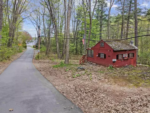 Exterior - 10 First St, Windham, NH 03087 photo 10 of 10