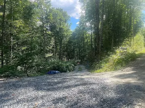 126 Downing Rd, Topsham, VT 05076