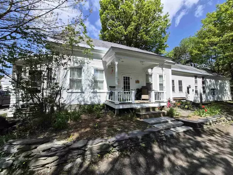 142 Vine St, Northfield, VT 05663