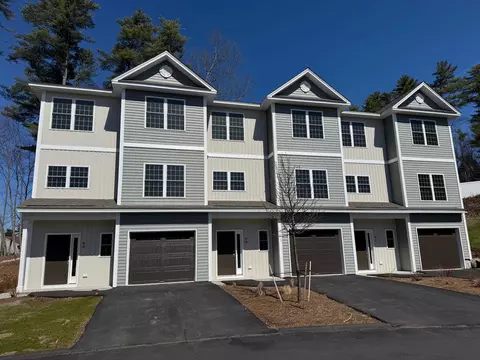6 Dearborn Cir # B, Goffstown, NH 03045