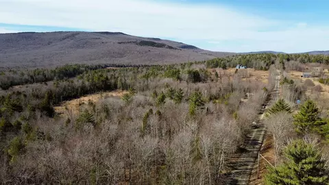 Cape Moonshine Road, Piermont, NH 03779