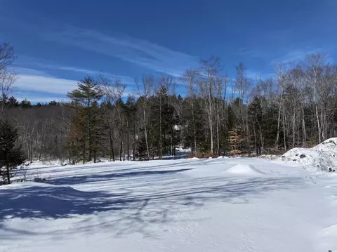 72 Range Rd # -1, Deerfield, NH 03037