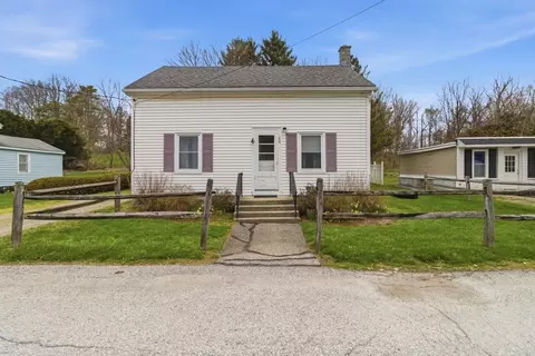 20 Sage St, Bennington, VT 05257