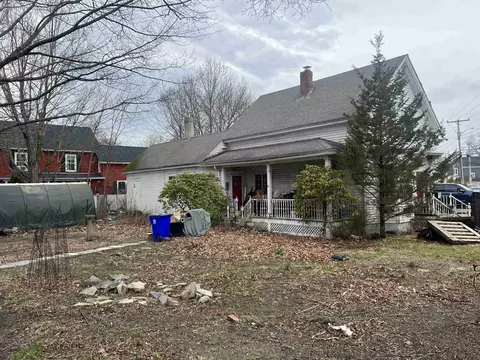 Exterior - 180 Front St, Exeter, NH 03833 photo 3 of 6