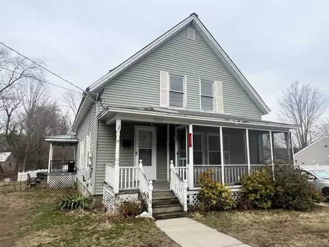 222 N Main St, Newport, NH 03773